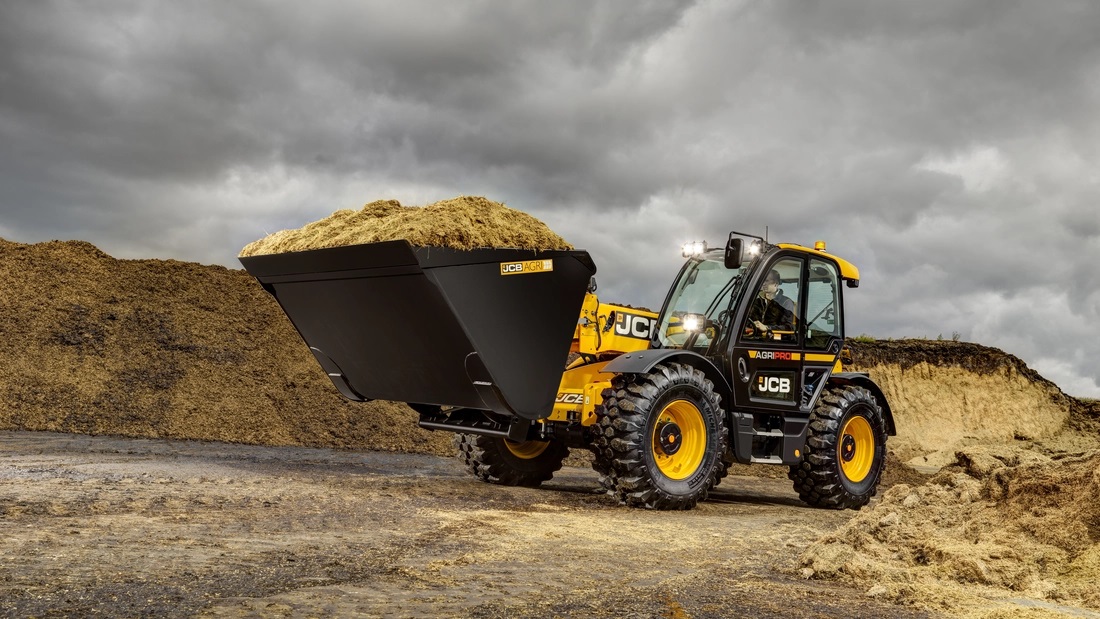 JCB髮(fa)布伸縮臂叉裝(zhuang)車(che)Loadall新(xin)品(pin)546-70咊(he)555-70